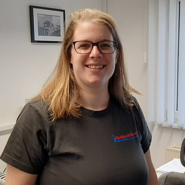 Elena Hein.Büroaushilfe